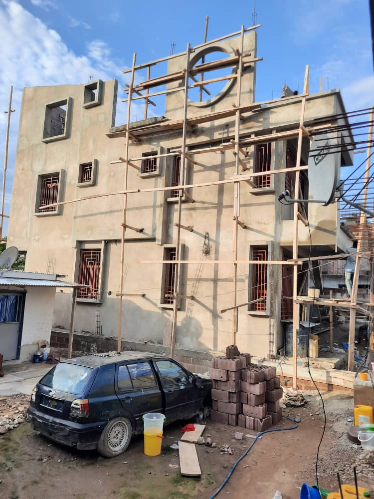 Chantier multi-étages CEAF-SARL